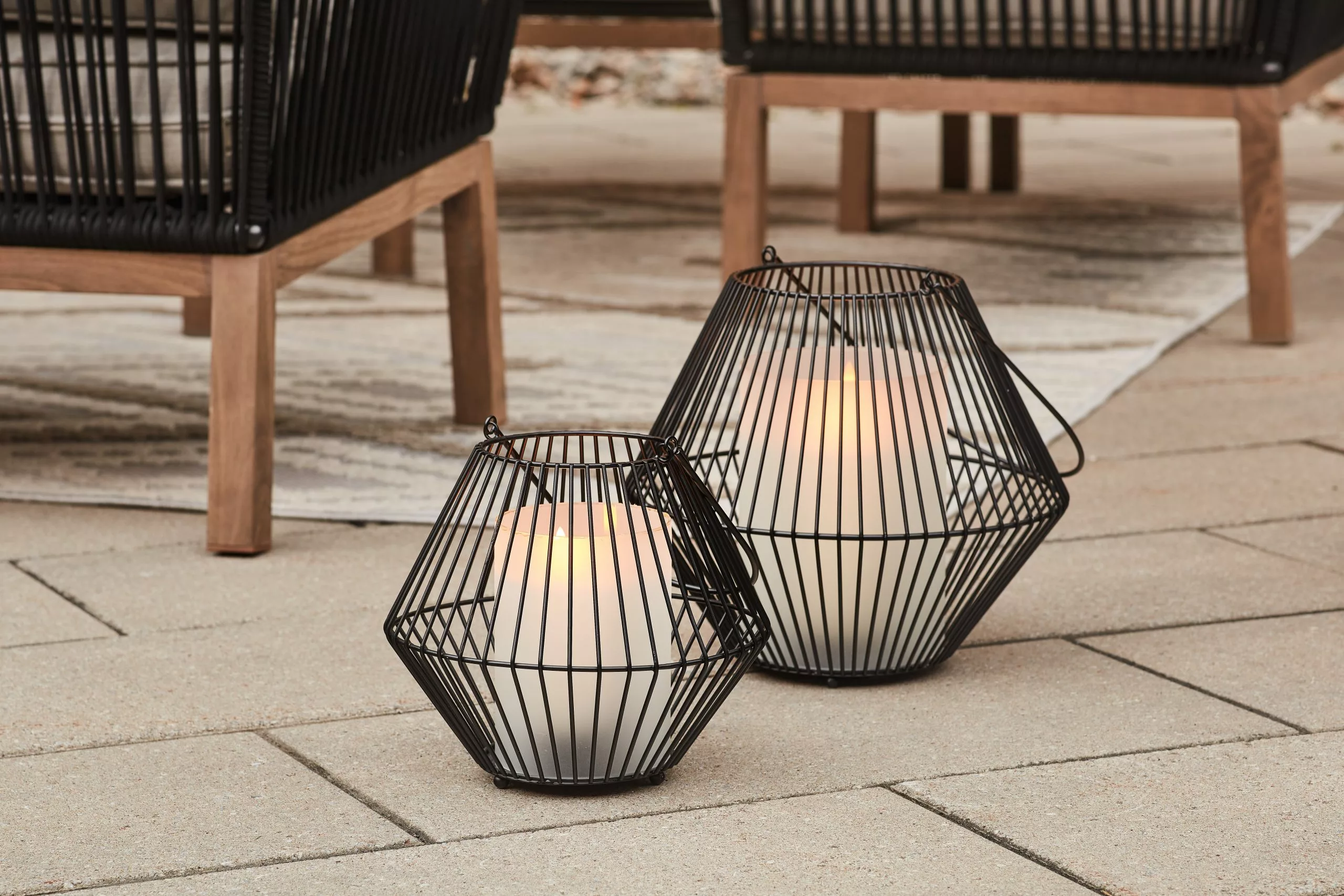 Allen + Roth Metal Glass Lantern Small 9 Allen + Roth Metal Glass Lantern Small - Image 9